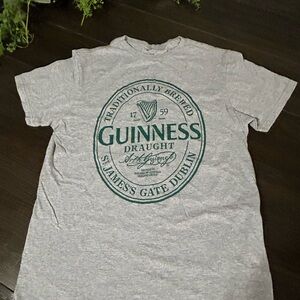 Guinness Heather Gray Tee with Dark Green Logo